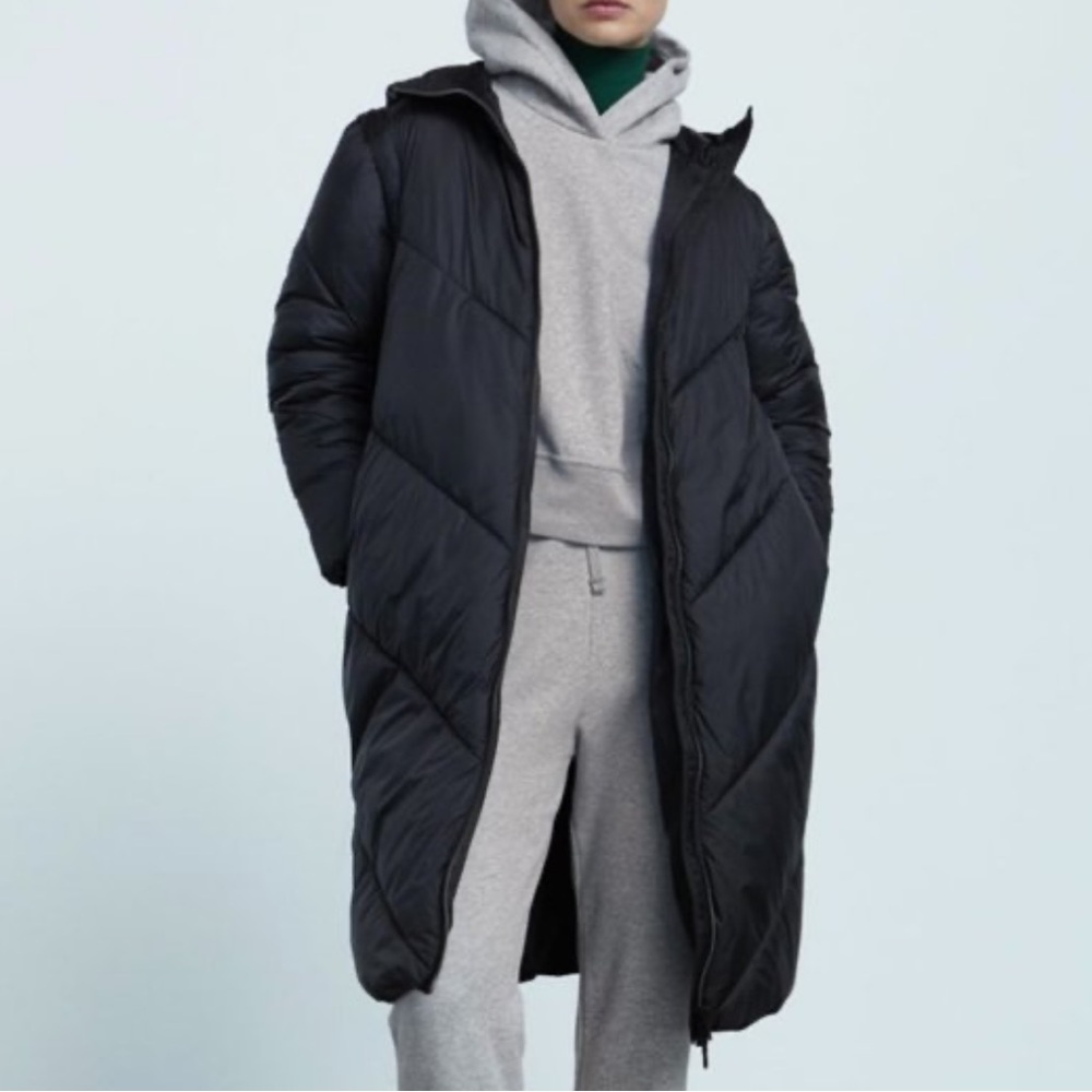 Zara water and wind protection puffer coat with removable sleeve